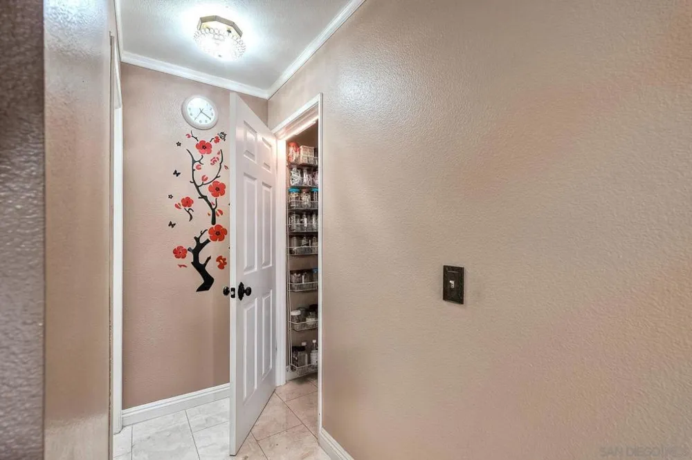 13635 Comuna Dr Poway, CA 92064