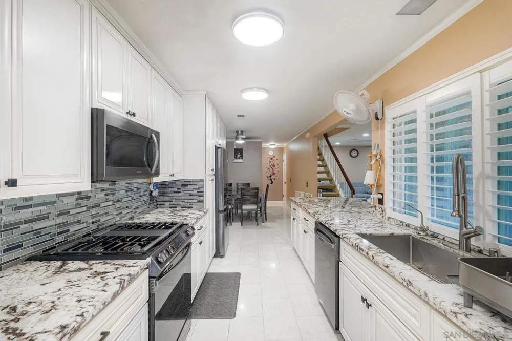 13635 Comuna Dr Poway, CA 92064
