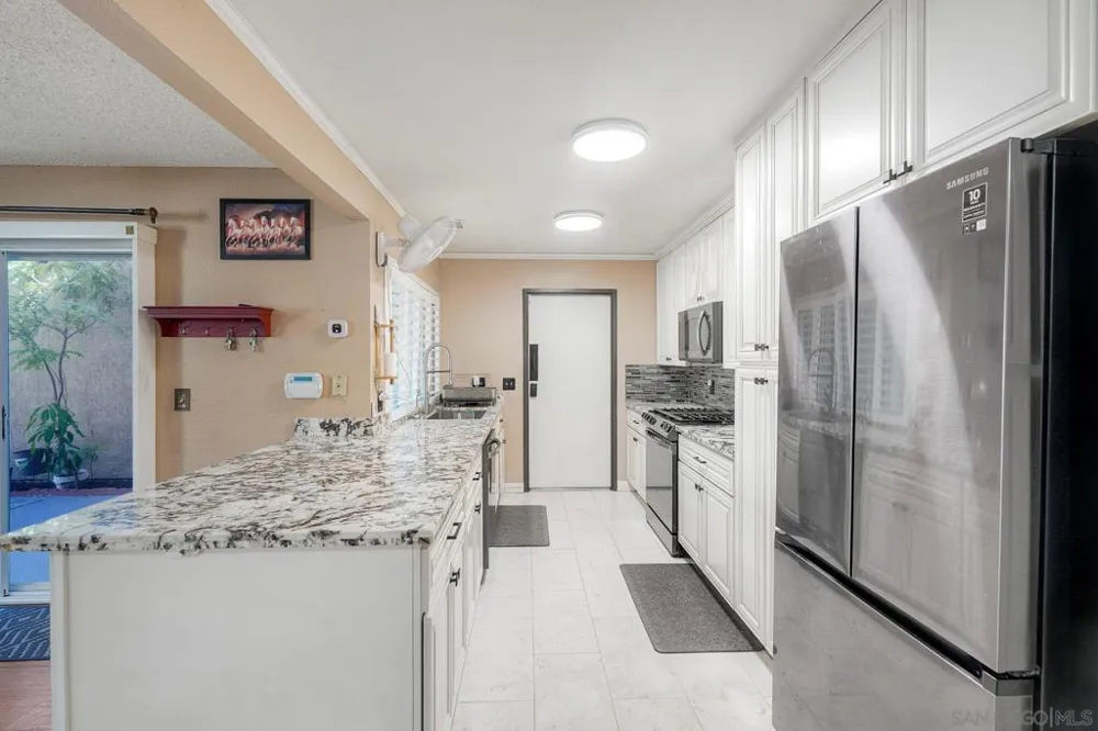 13635 Comuna Dr Poway, CA 92064
