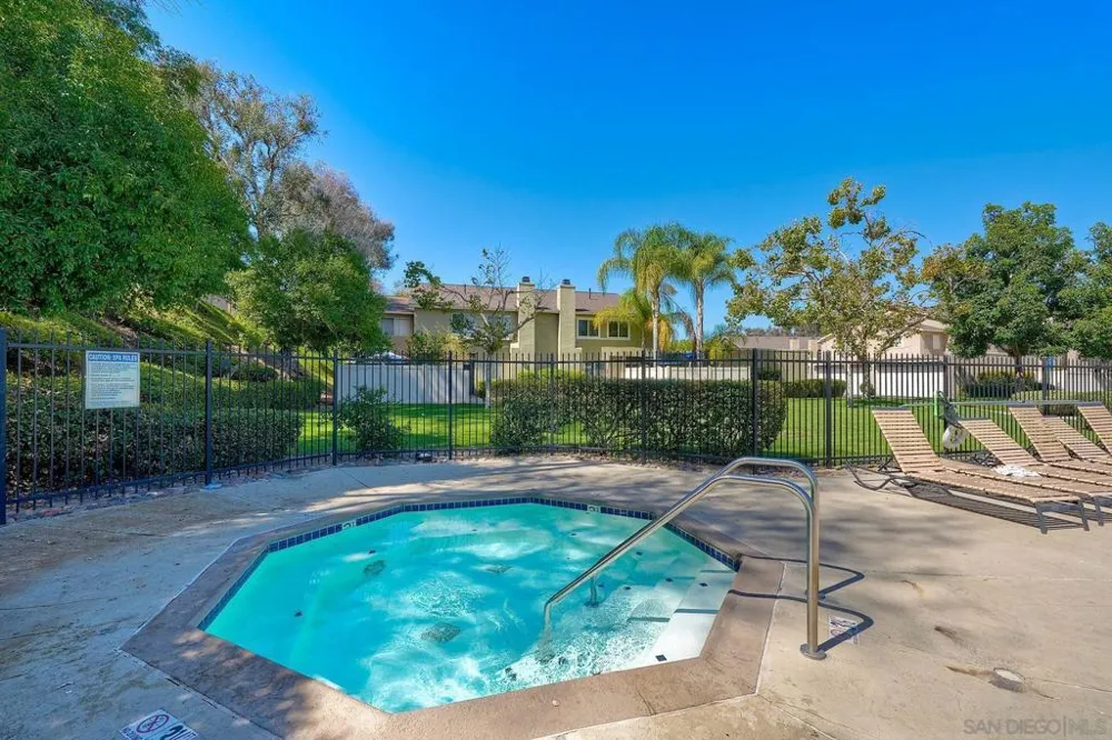 13635 Comuna Dr Poway, CA 92064