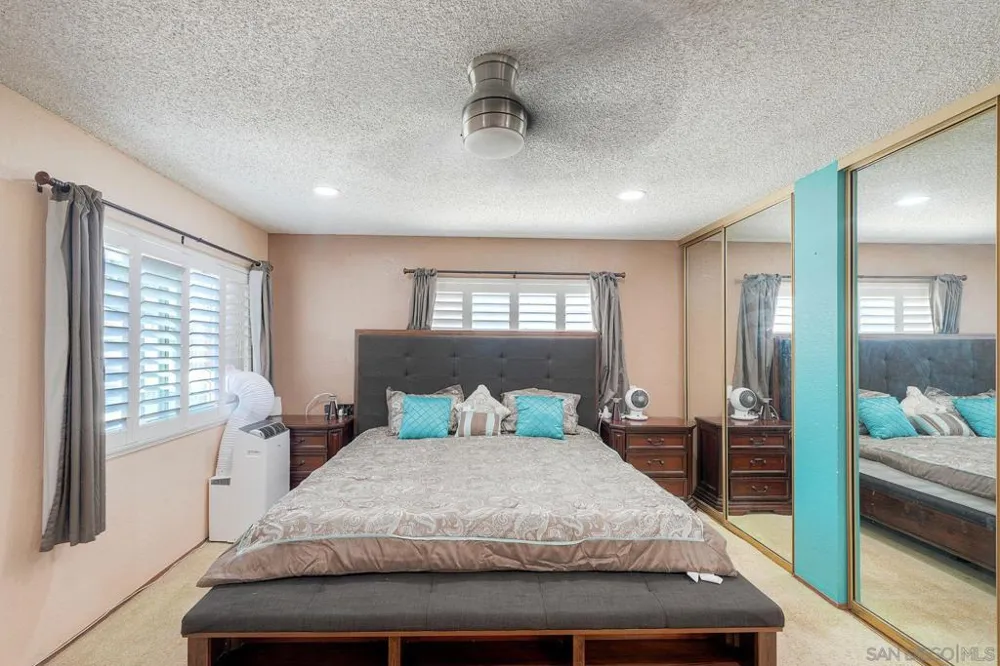 13635 Comuna Dr Poway, CA 92064