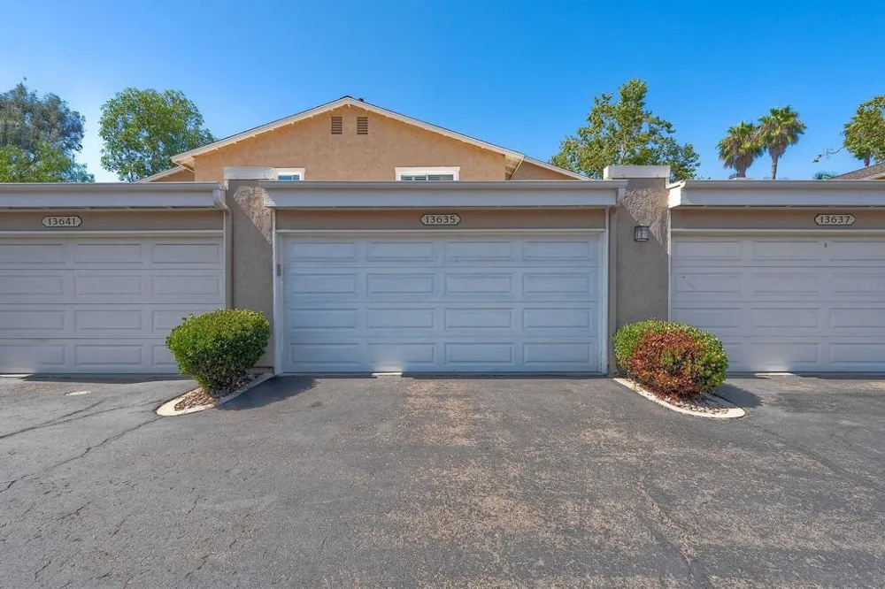 13635 Comuna Dr Poway, CA 92064
