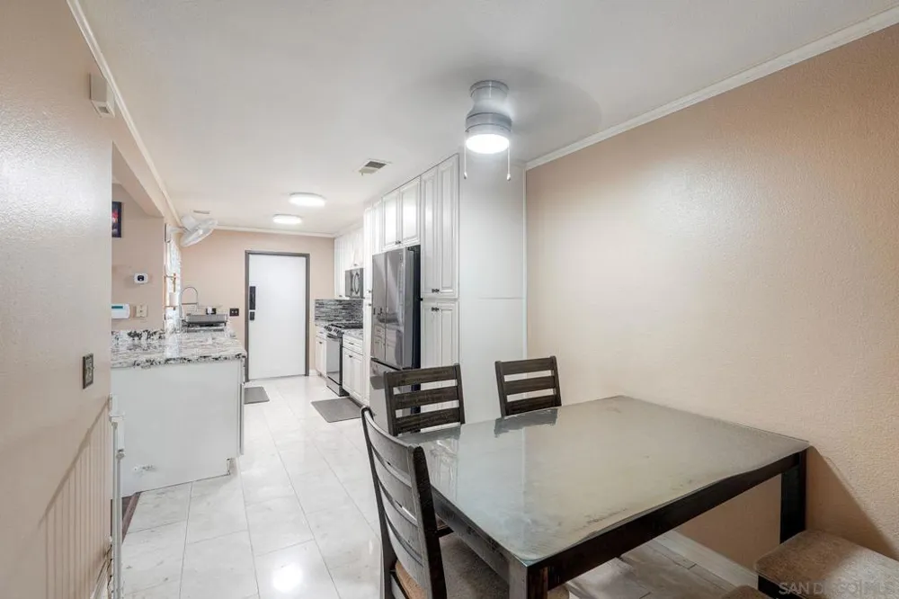 13635 Comuna Dr Poway, CA 92064