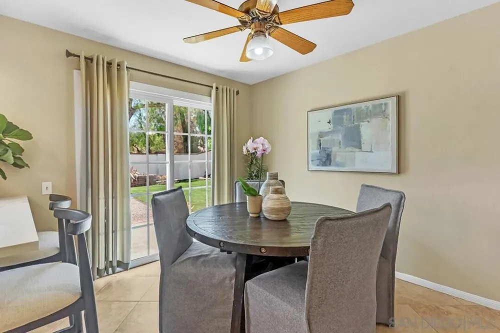 5734 Menorca Dr San Diego, CA 92124