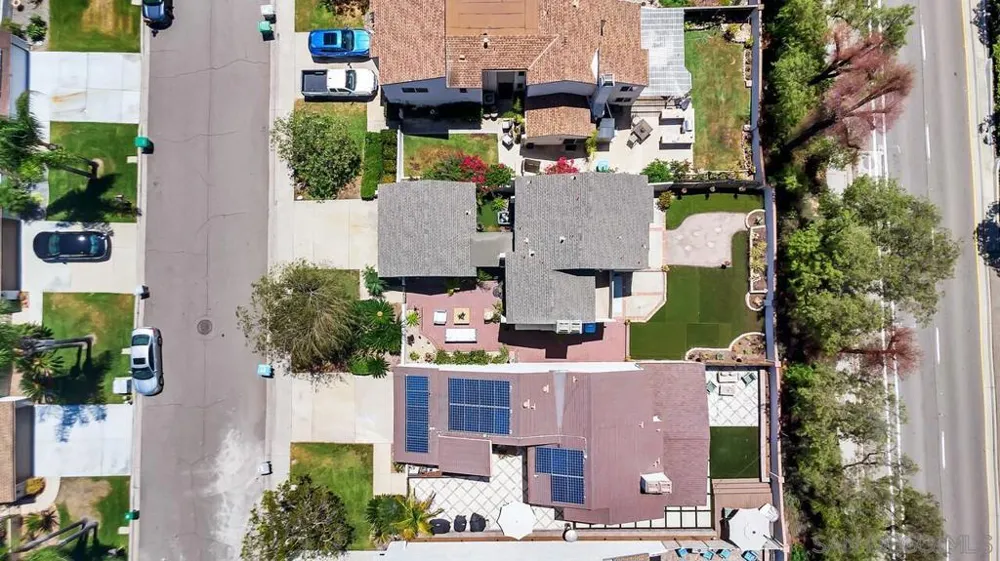 5734 Menorca Dr San Diego, CA 92124