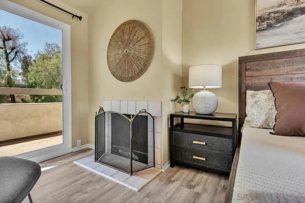 5734 Menorca Dr San Diego, CA 92124