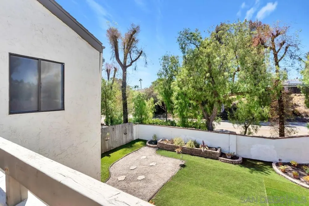 5734 Menorca Dr San Diego, CA 92124
