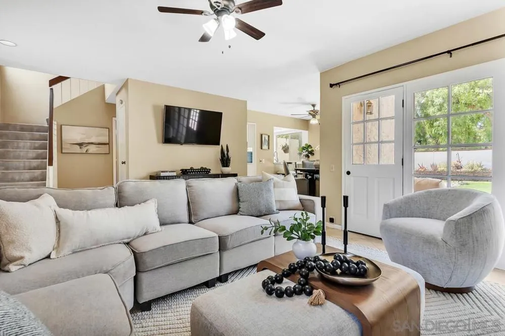5734 Menorca Dr San Diego, CA 92124