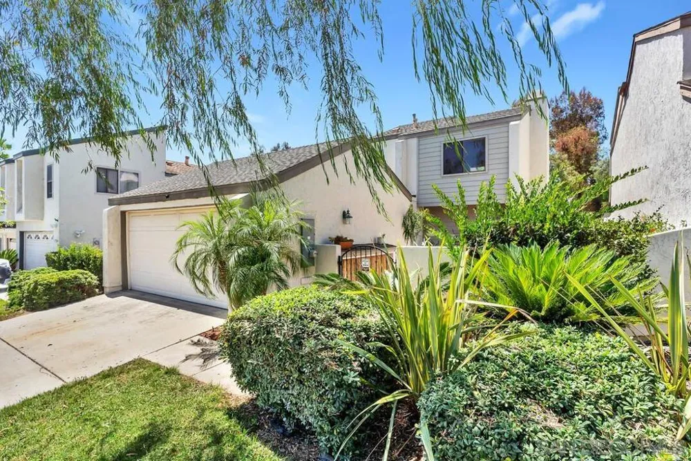5734 Menorca Dr San Diego, CA 92124