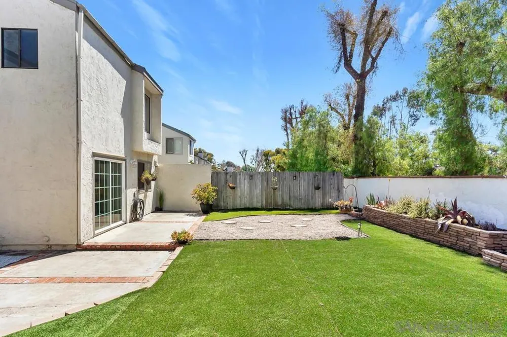 5734 Menorca Dr San Diego, CA 92124