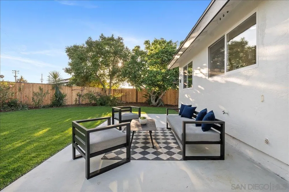 6268 Lance Place San Diego, CA 92120