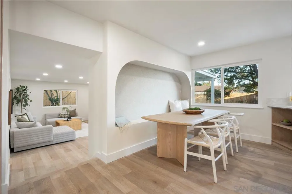 6268 Lance Place San Diego, CA 92120