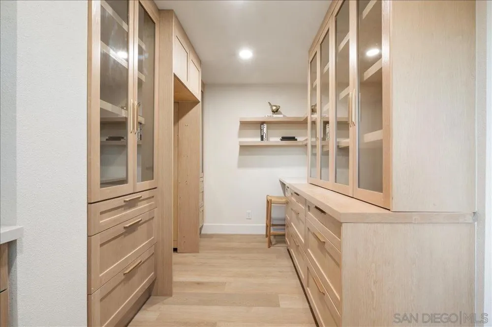 6268 Lance Place San Diego, CA 92120