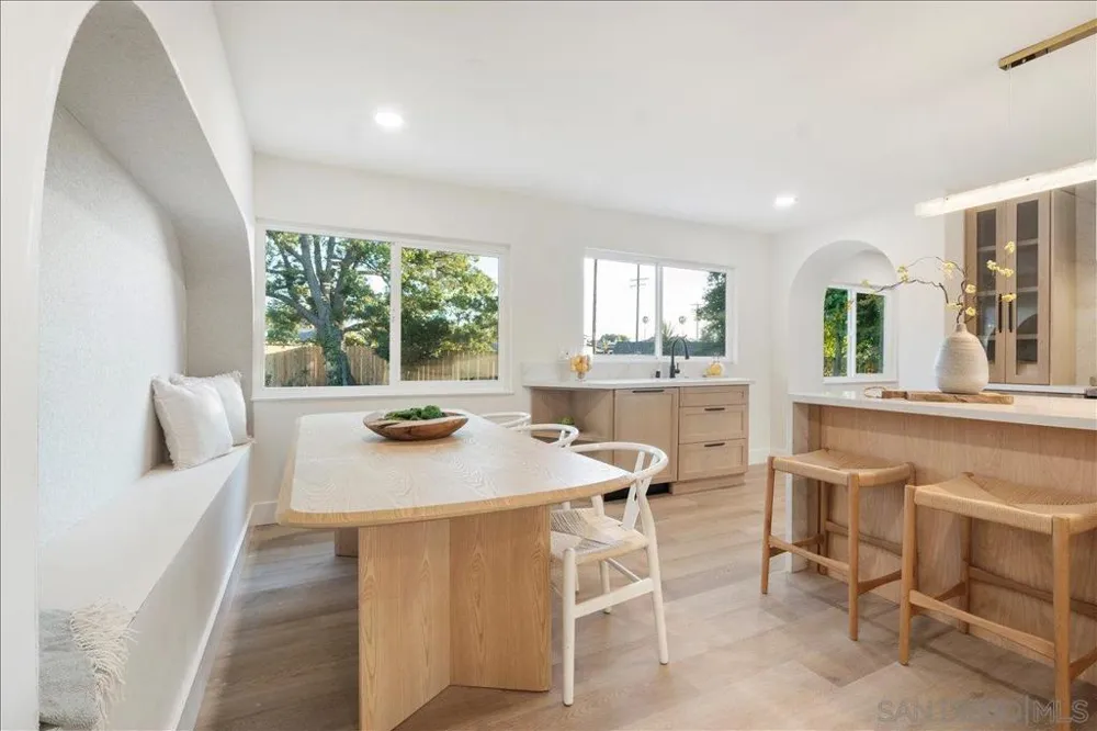6268 Lance Place San Diego, CA 92120
