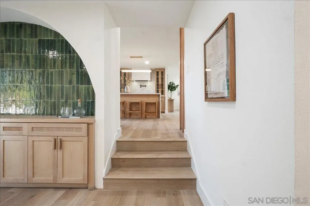 6268 Lance Place San Diego, CA 92120