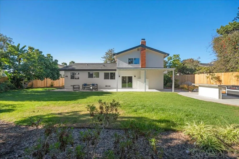 6268 Lance Place San Diego, CA 92120