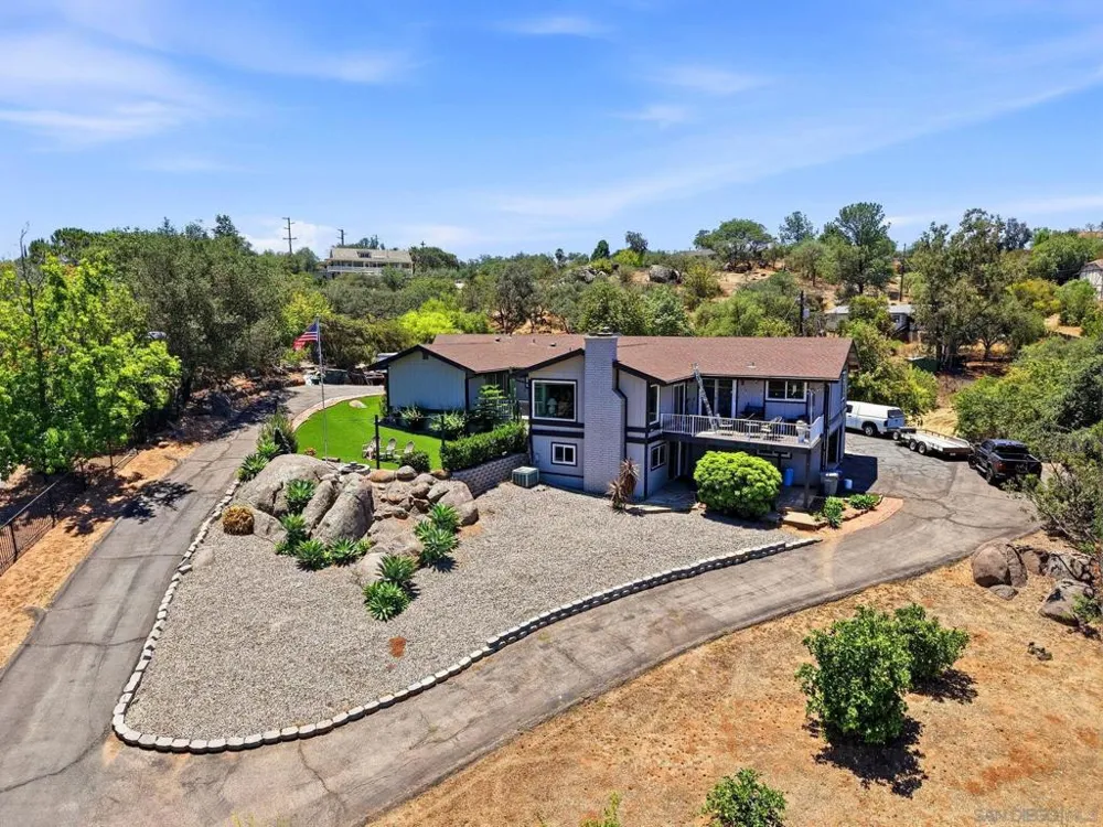 1049 Ranchito Court Alpine, CA 91901