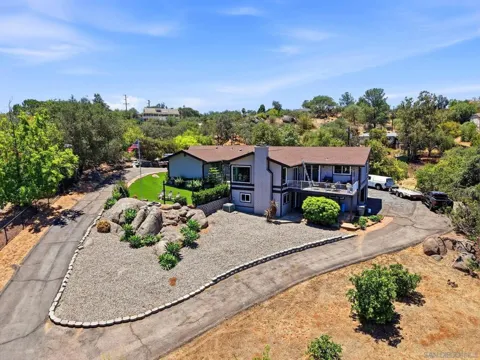 1049 Ranchito Court