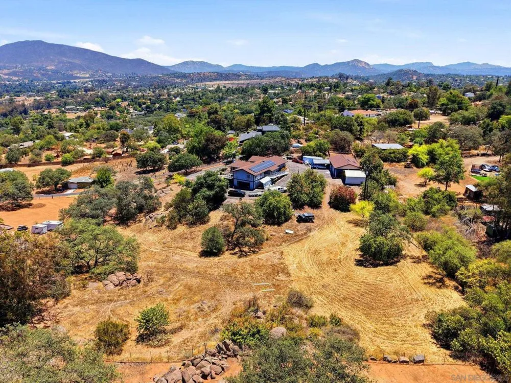 1049 Ranchito Court Alpine, CA 91901