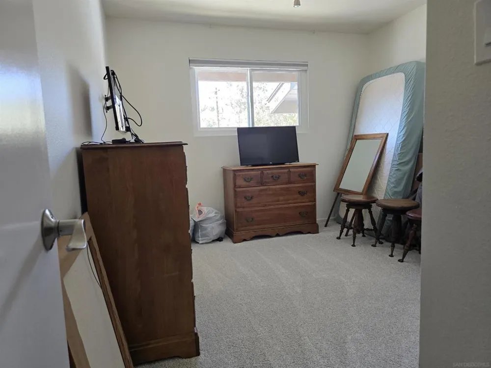 1049 Ranchito Court Alpine, CA 91901