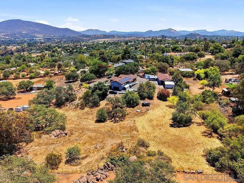 1049 Ranchito Court Alpine, CA 91901