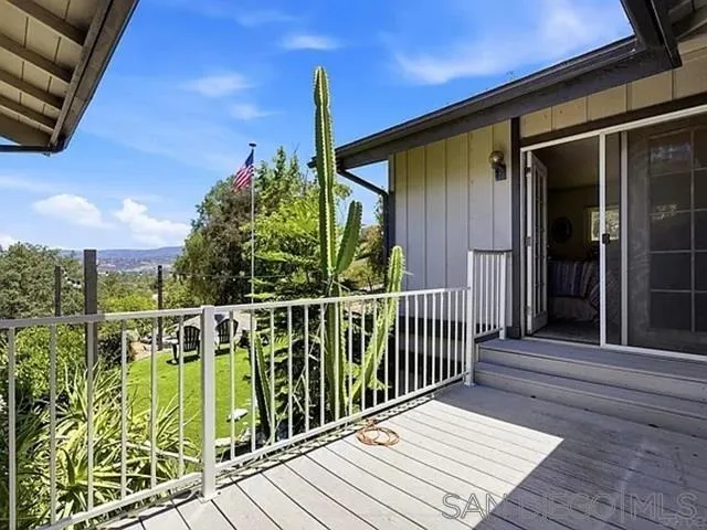 1049 Ranchito Court Alpine, CA 91901