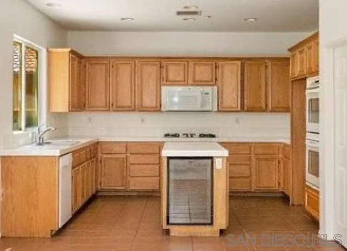 1586 Silver Cup CT Redlands, CA 92374