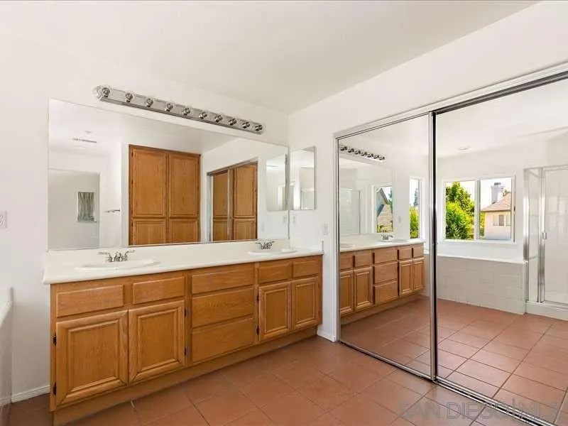 1586 Silver Cup CT Redlands, CA 92374