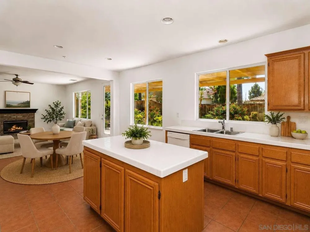 1586 Silver Cup CT Redlands, CA 92374