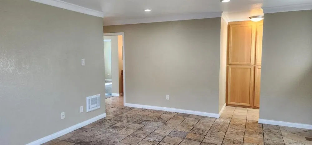 9860 Dale #A6 Spring Valley, CA 91977