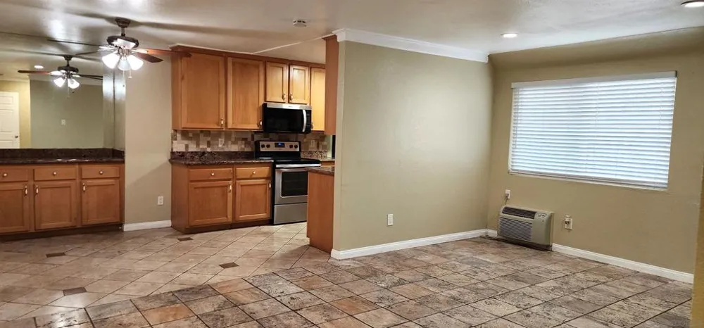 9860 Dale #A6 Spring Valley, CA 91977