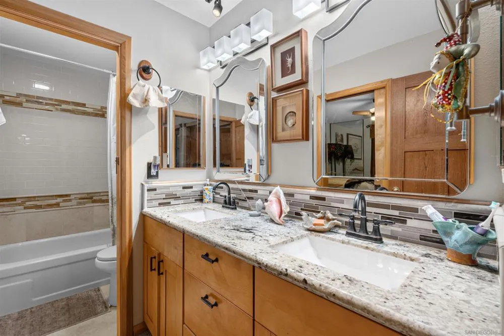 5430 Baltimore Dr #1 La Mesa, CA 91942