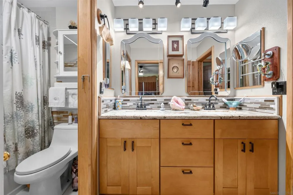 5430 Baltimore Dr #1 La Mesa, CA 91942