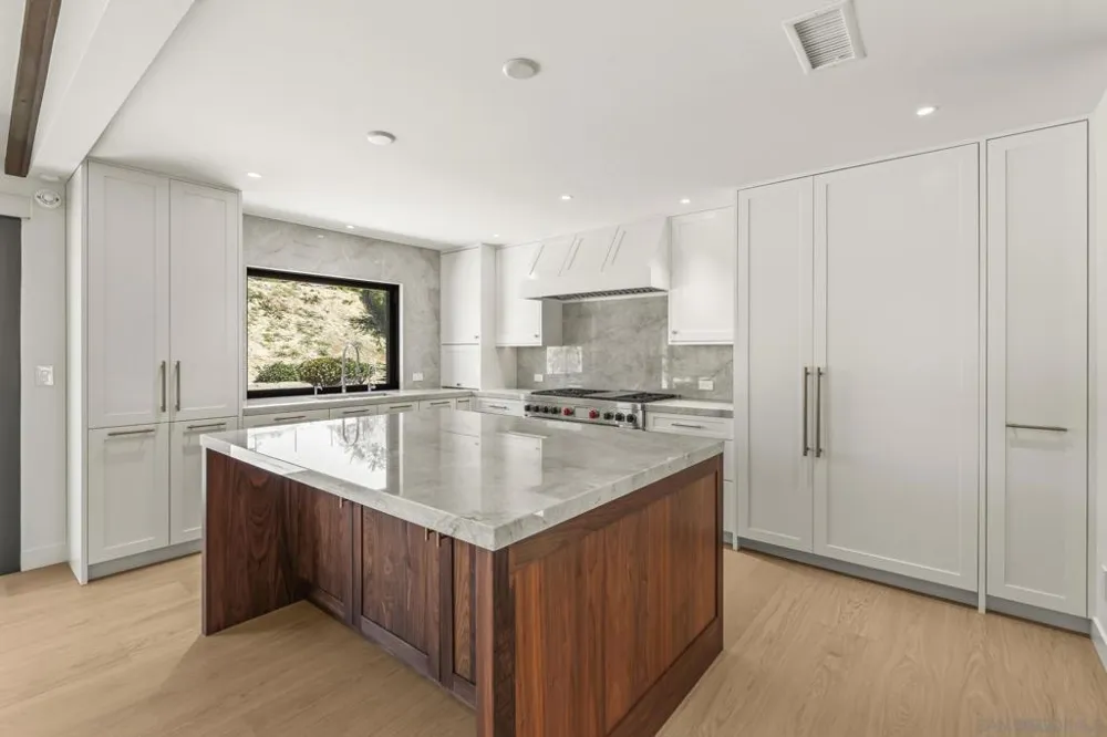 2260 Calle Tiara La Jolla, CA 92037