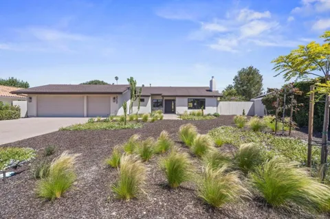 2260 Calle Tiara