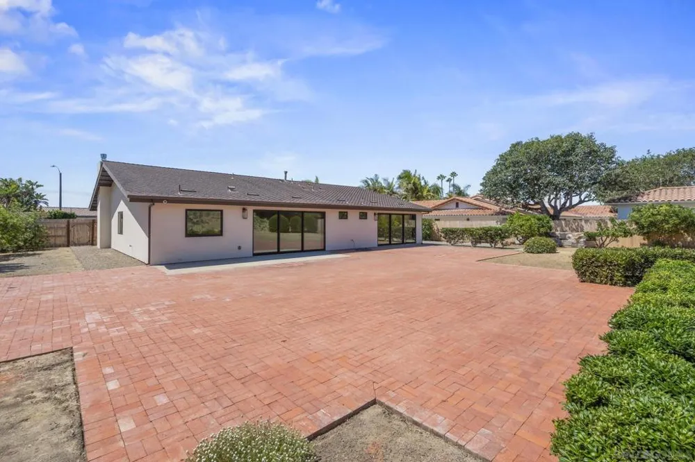 2260 Calle Tiara La Jolla, CA 92037