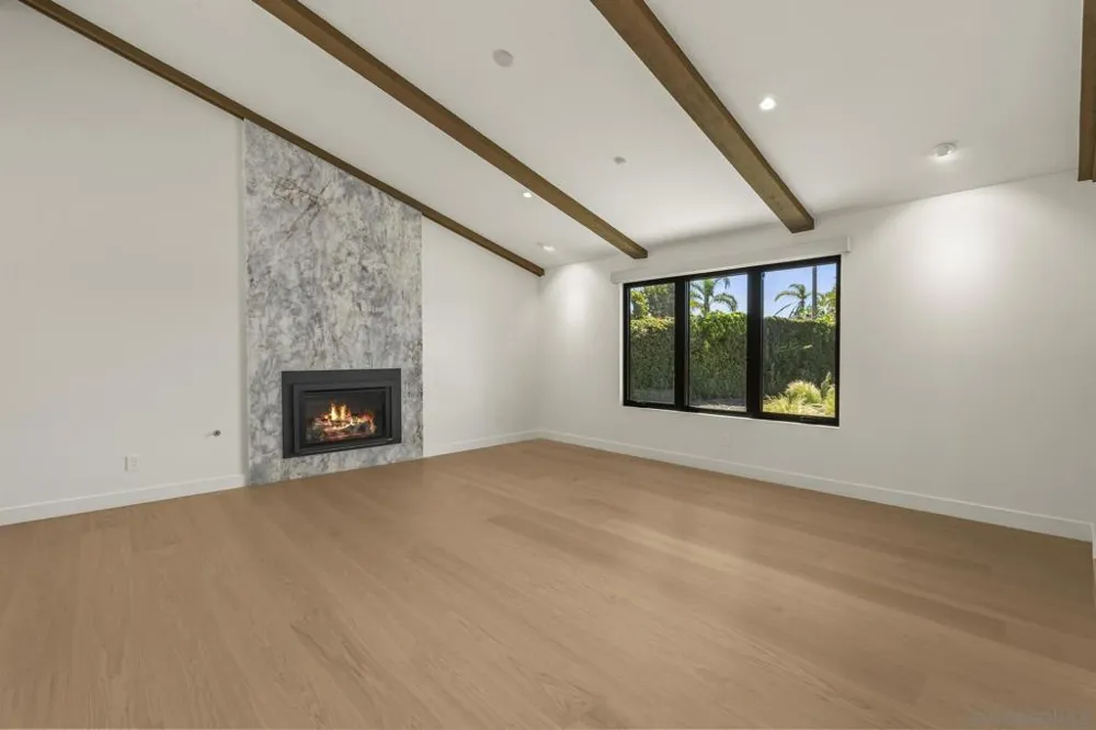 2260 Calle Tiara La Jolla, CA 92037