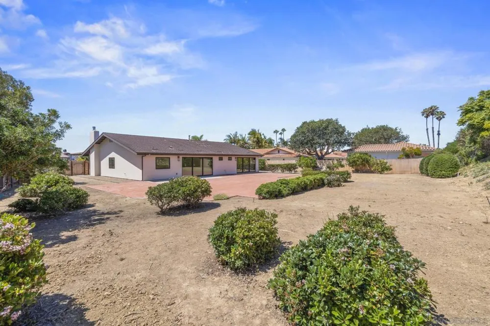 2260 Calle Tiara La Jolla, CA 92037