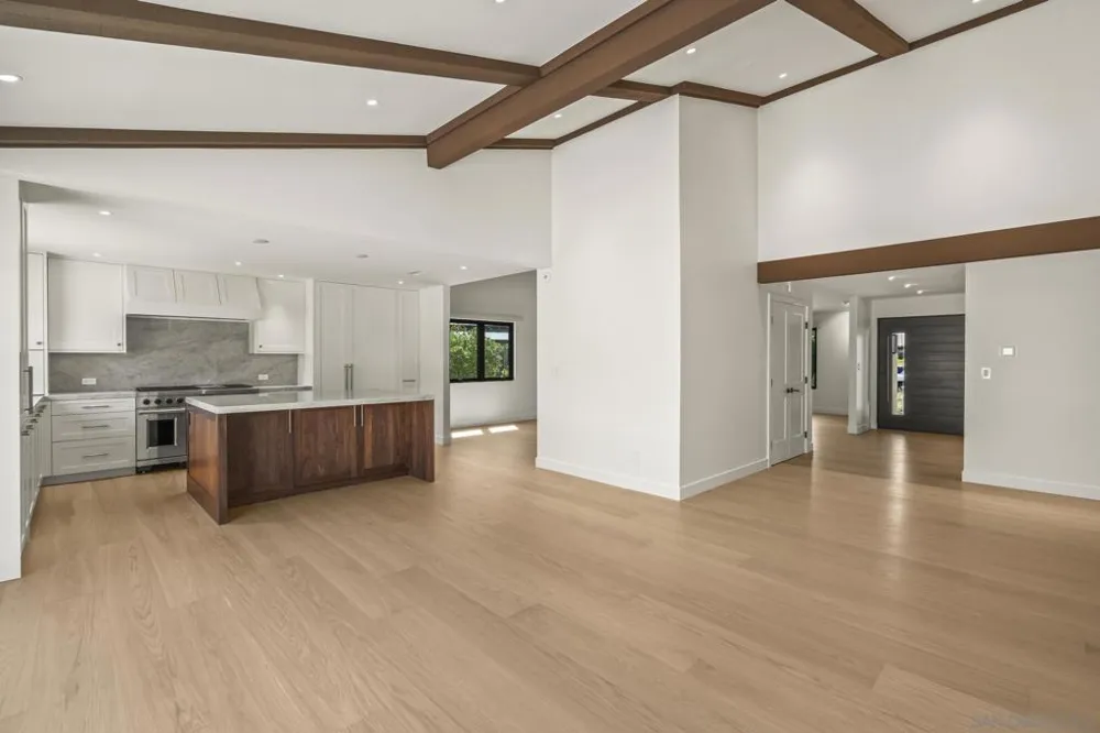 2260 Calle Tiara La Jolla, CA 92037