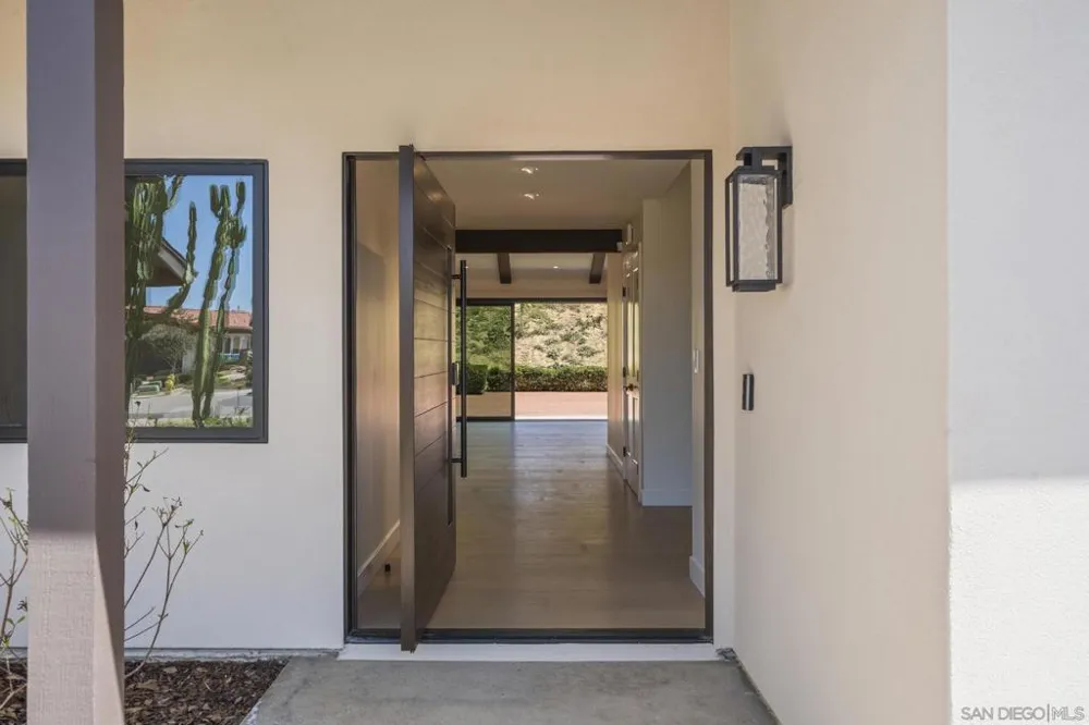 2260 Calle Tiara La Jolla, CA 92037
