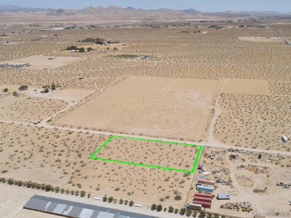 Colby St, Lucerne Valley, CA 92356