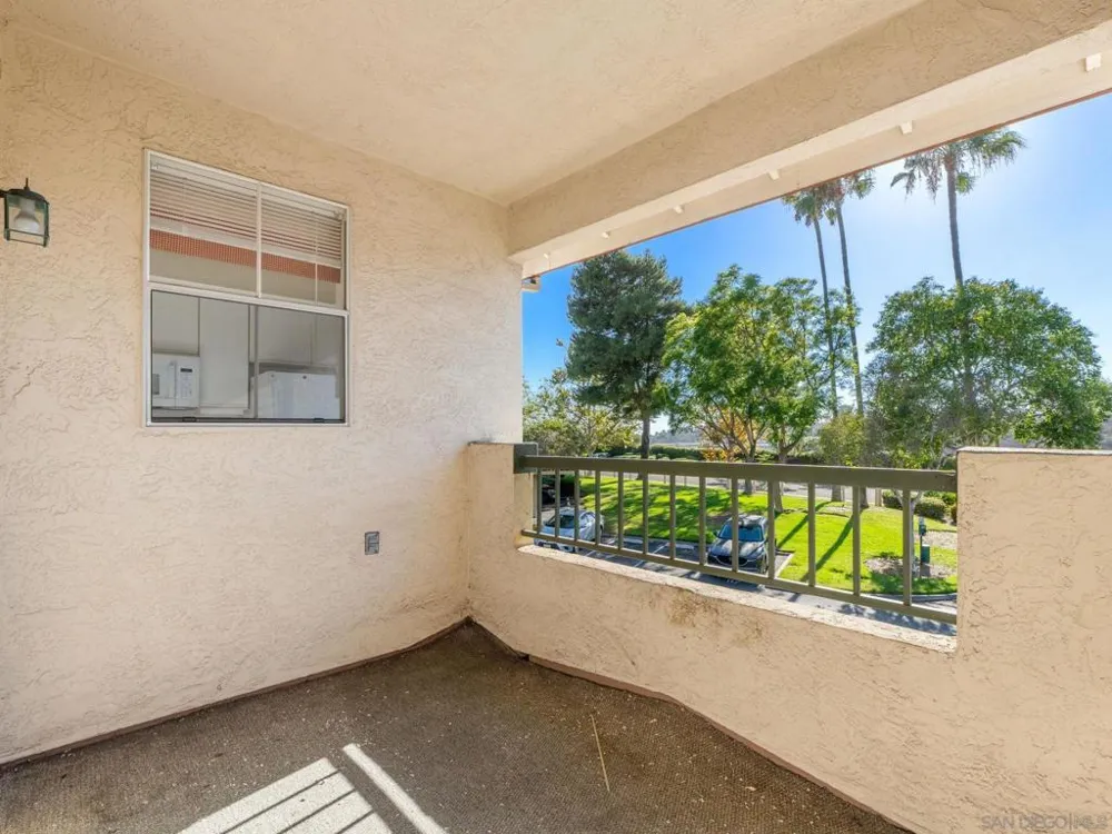 10830 Sabre Hill #202 San Diego, CA 92128
