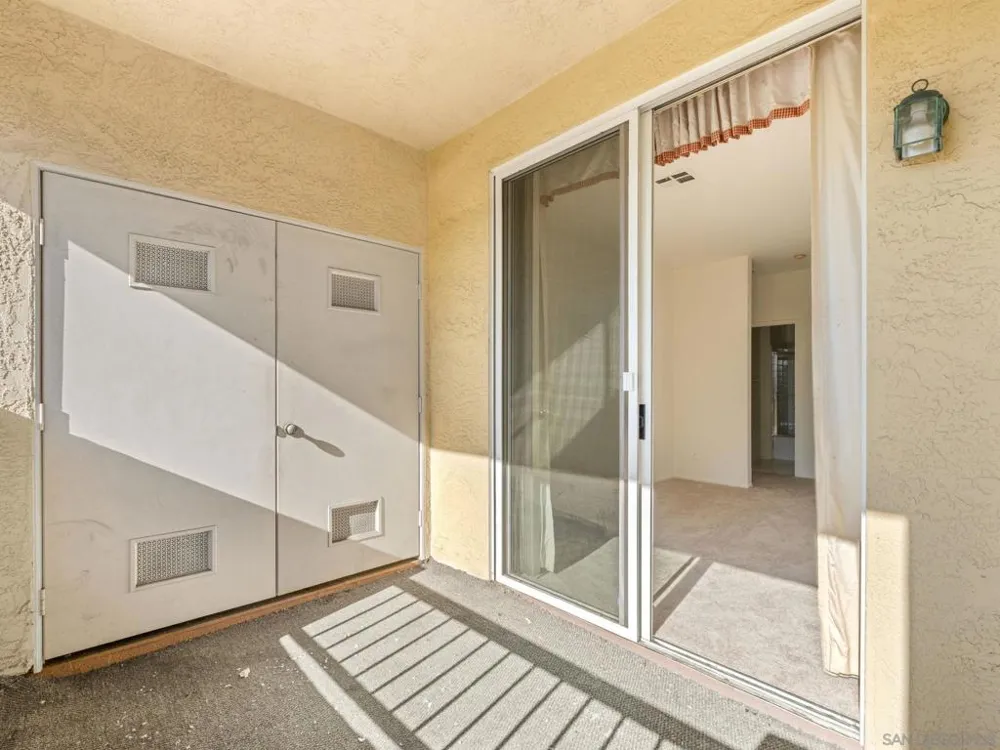 10830 Sabre Hill #202 San Diego, CA 92128