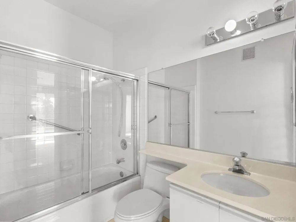 10830 Sabre Hill #202 San Diego, CA 92128