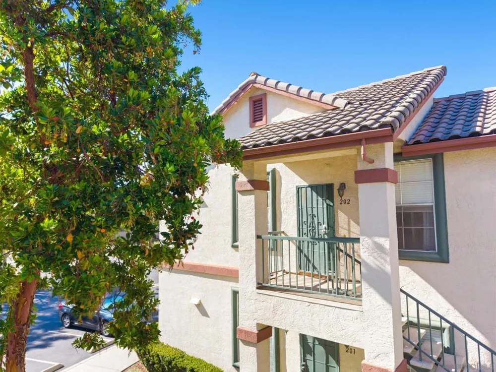 10830 Sabre Hill #202 San Diego, CA 92128