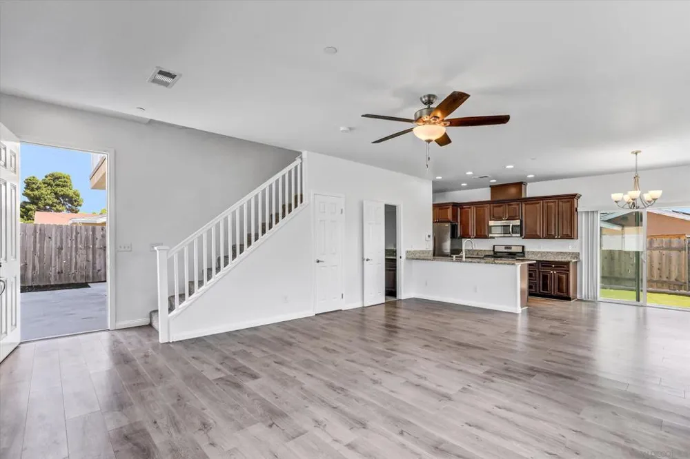 946 11Th Imperial Beach, CA 91932