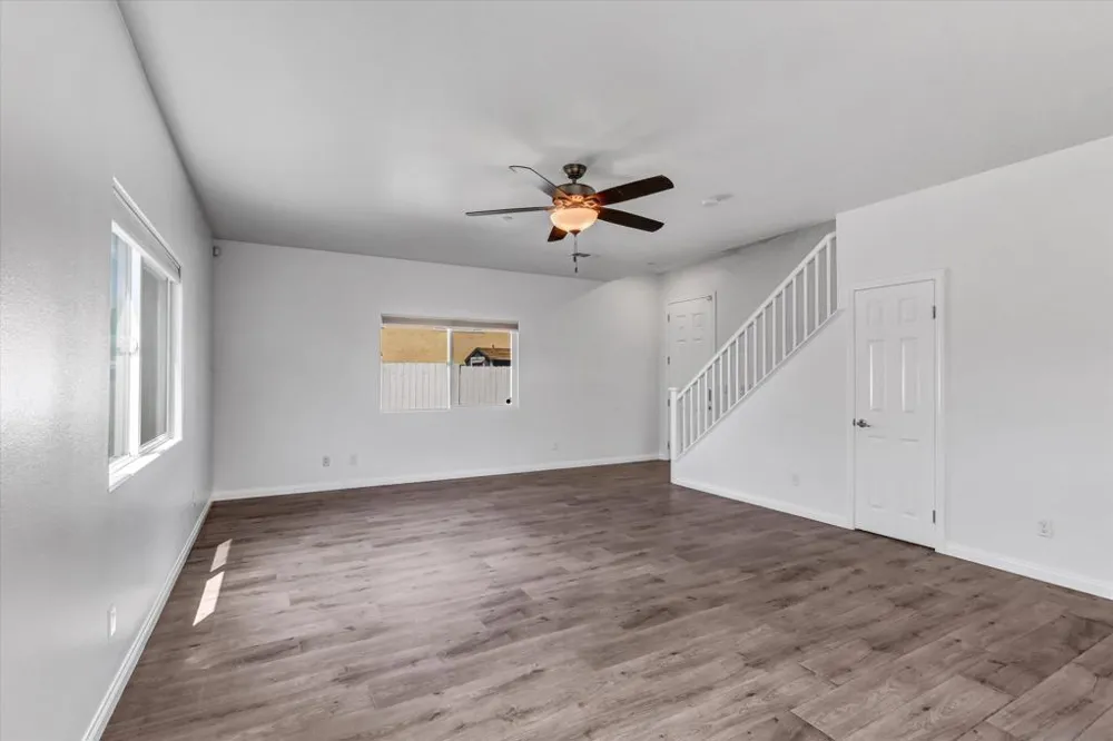 946 11Th Imperial Beach, CA 91932