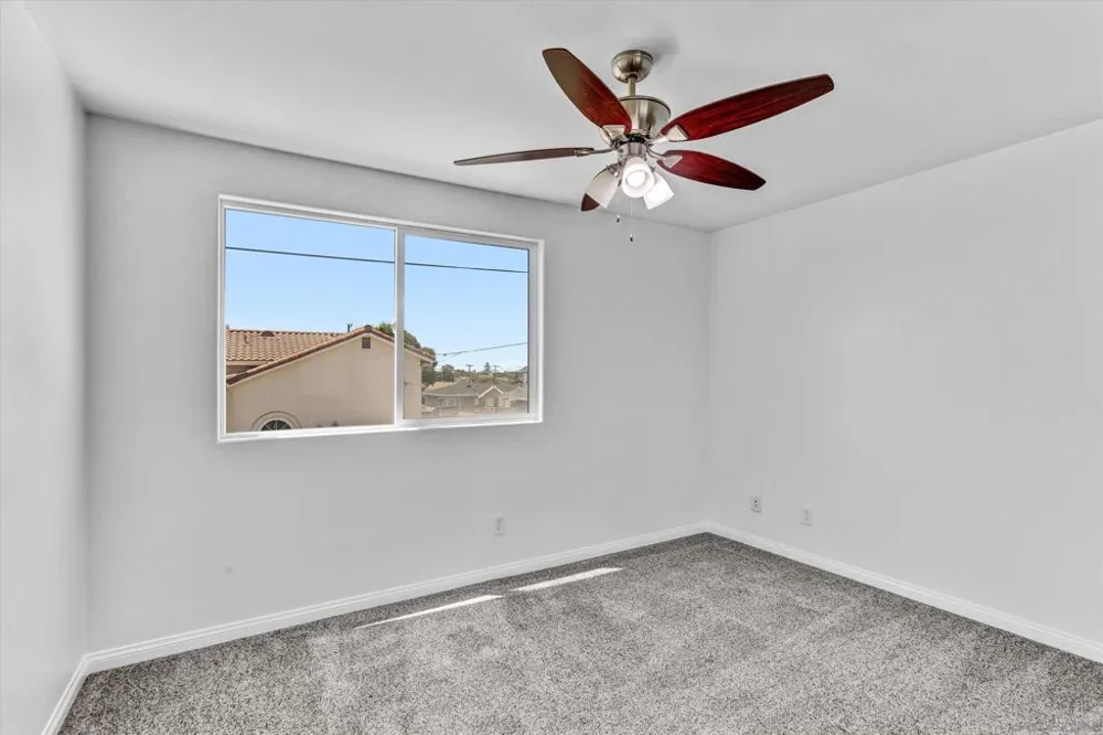 946 11Th Imperial Beach, CA 91932
