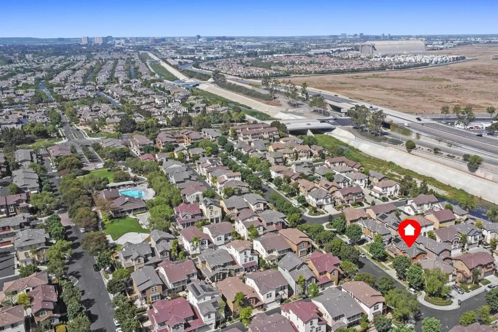 73 Westwind Dr Tustin, CA 92782