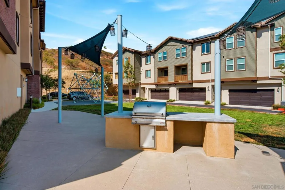 219 Mission Villas Rd San Marcos, CA 92069